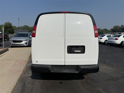 2016 Chevrolet Express 2500  Cargo - Photo 5 - Flushing, MI 48433
