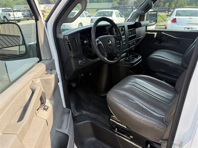 2016 Chevrolet Express 2500  Cargo - Photo 9 - Flushing, MI 48433