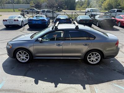 2015 Volkswagen Passat 1.8T S   - Photo 2 - Flushing, MI 48433