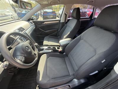 2015 Volkswagen Passat 1.8T S   - Photo 11 - Flushing, MI 48433
