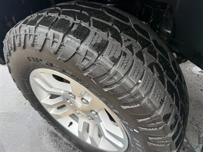 2010 Chevrolet Silverado 1500 LT Z71  4X4 - Photo 9 - Flushing, MI 48433