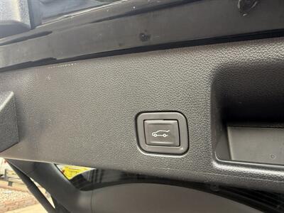 2024 Chevrolet Equinox EV 3LT   - Photo 21 - Flushing, MI 48433