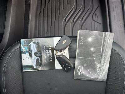2024 Chevrolet Equinox EV 3LT   - Photo 29 - Flushing, MI 48433