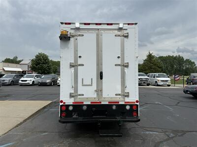 2013 GMC Savana 3500 139 " Cutaway - Photo 6 - Flushing, MI 48433