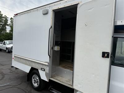 2013 GMC Savana 3500 139 " Cutaway - Photo 34 - Flushing, MI 48433