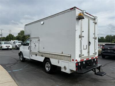 2013 GMC Savana 3500 139 " Cutaway - Photo 5 - Flushing, MI 48433