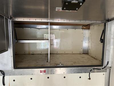 2013 GMC Savana 3500 139 " Cutaway - Photo 27 - Flushing, MI 48433