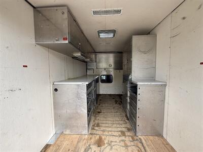 2013 GMC Savana 3500 139 " Cutaway - Photo 22 - Flushing, MI 48433
