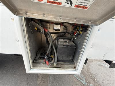 2013 GMC Savana 3500 139 " Cutaway - Photo 36 - Flushing, MI 48433