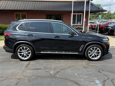 2023 BMW X5 xDrive40i   - Photo 4 - Flushing, MI 48433