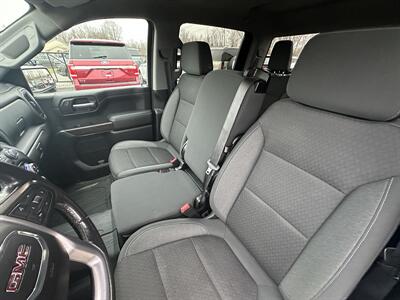 2021 GMC Sierra 1500 SLE  4WD - Photo 13 - Flushing, MI 48433