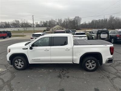 2021 GMC Sierra 1500 SLE  4WD - Photo 8 - Flushing, MI 48433