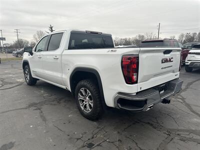 2021 GMC Sierra 1500 SLE  4WD - Photo 7 - Flushing, MI 48433