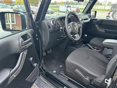 2017 Jeep Wrangler Sport  4X4 - Photo 8 - Flushing, MI 48433