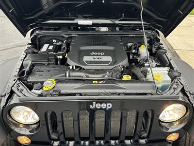 2017 Jeep Wrangler Sport  4X4 - Photo 19 - Flushing, MI 48433