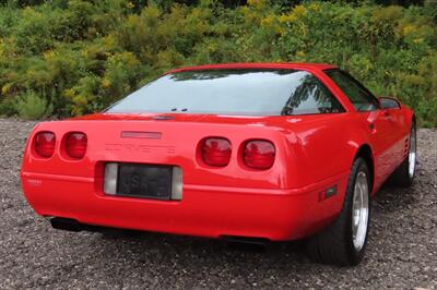 1993 Chevrolet Corvette   - Photo 4 - Flushing, MI 48433