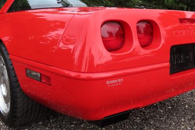 1993 Chevrolet Corvette   - Photo 17 - Flushing, MI 48433