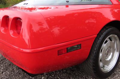 1993 Chevrolet Corvette   - Photo 14 - Flushing, MI 48433