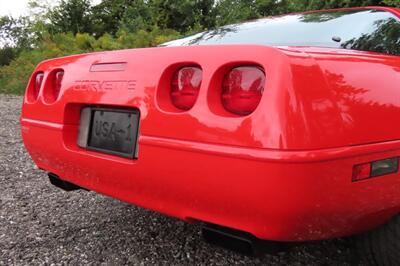 1993 Chevrolet Corvette   - Photo 15 - Flushing, MI 48433