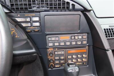 1993 Chevrolet Corvette   - Photo 30 - Flushing, MI 48433