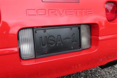 1993 Chevrolet Corvette   - Photo 16 - Flushing, MI 48433