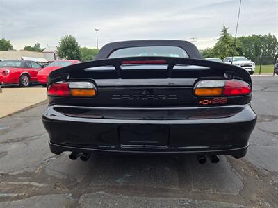 2000 Chevrolet Camaro SS Convertible  6-Speed - Photo 6 - Flushing, MI 48433