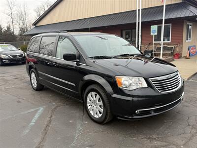 2016 Chrysler Town & Country Touring Van