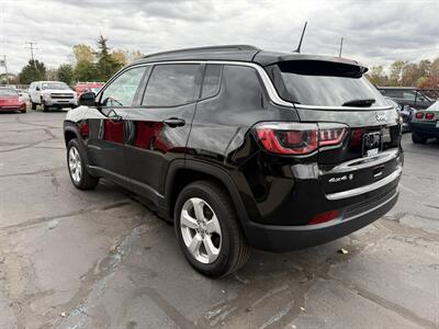 2019 Jeep Compass Latitude  4X4 - Photo 7 - Flushing, MI 48433