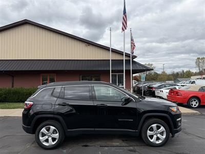 2019 Jeep Compass Latitude  4X4 - Photo 4 - Flushing, MI 48433