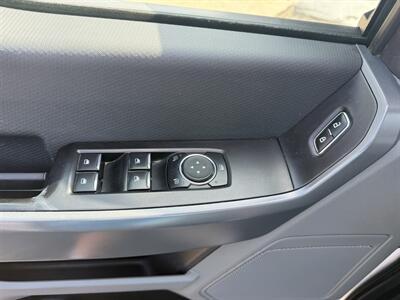 2023 Ford F-150 XLT  SUPERCREW 4X4 - Photo 19 - Flushing, MI 48433