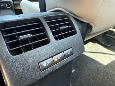 2015 Mazda Mazda5 Touring   - Photo 22 - Flushing, MI 48433