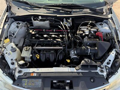 2009 Ford Focus SE - Photo 24 - Flushing, MI 48433