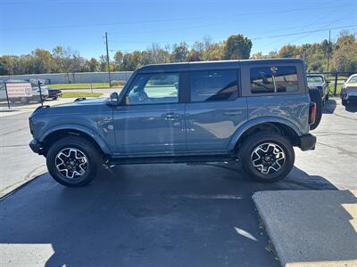 2022 Ford Bronco 4-Door Advanced 4x4  Outer Banks - Photo 8 - Flushing, MI 48433