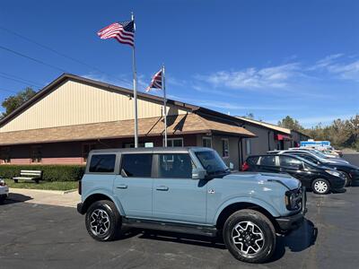 2022 Ford Bronco 4-Door Advanced 4x4  Outer Banks - Photo 4 - Flushing, MI 48433