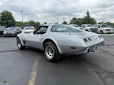1979 Chevrolet Corvette L48  4 Speed Manual - Photo 13 - Flushing, MI 48433
