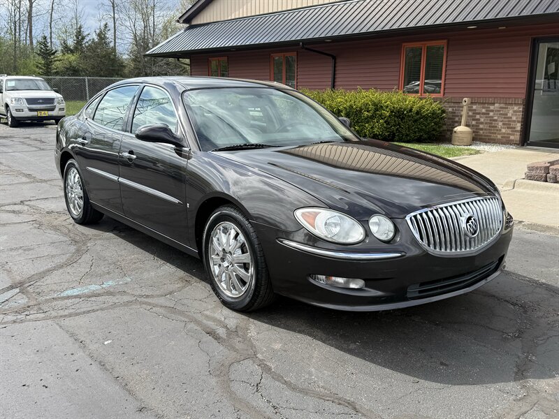 2009 Buick LaCrosse CX   - Photo 1 - Flushing, MI 48433