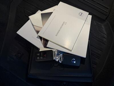 2017 Volvo V60 Cross Country T5 Premier AWD - Photo 42 - Flushing, MI 48433