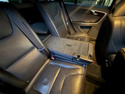 2017 Volvo V60 Cross Country T5 Premier AWD - Photo 31 - Flushing, MI 48433