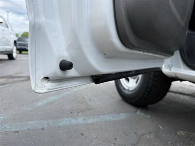 2016 Chevrolet Express 2500 Cargo - Photo 16 - Flushing, MI 48433
