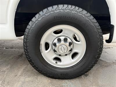 2016 Chevrolet Express 2500 Cargo - Photo 12 - Flushing, MI 48433