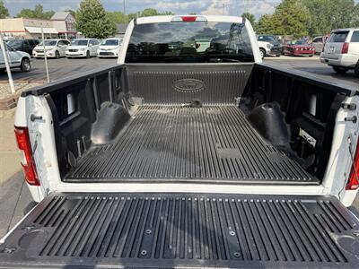 2019 Ford F-150 XLT 5.0 V8 4X4 - Photo 12 - Flushing, MI 48433