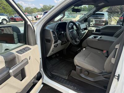 2019 Ford F-150 XLT 5.0 V8 4X4 - Photo 10 - Flushing, MI 48433