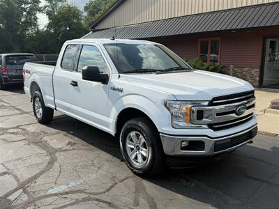 2019 Ford F-150 XLT  5.0 V8 4X4 Truck