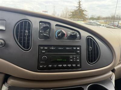 2006 Ford E-150  Tuscany Conversion - Photo 16 - Flushing, MI 48433