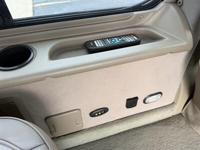 2006 Ford E-150  Tuscany Conversion - Photo 26 - Flushing, MI 48433
