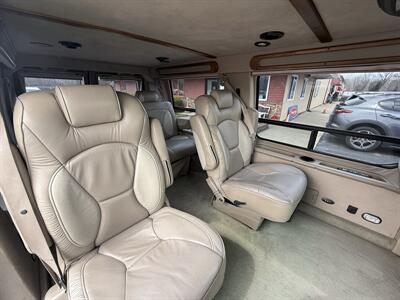 2006 Ford E-150  Tuscany Conversion - Photo 22 - Flushing, MI 48433