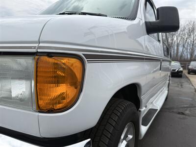 2006 Ford E-150  Tuscany Conversion - Photo 37 - Flushing, MI 48433