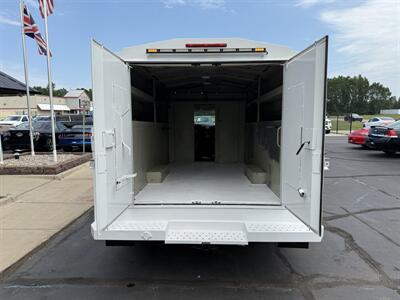 2013 Chevrolet Express 3500 Cutaway  Knapheide Service Body - Photo 11 - Flushing, MI 48433