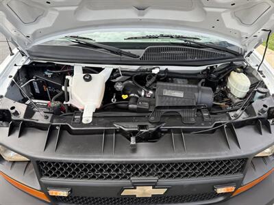2013 Chevrolet Express 3500 Cutaway  Knapheide Service Body - Photo 43 - Flushing, MI 48433