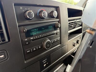 2013 Chevrolet Express 3500 Cutaway  Knapheide Service Body - Photo 35 - Flushing, MI 48433